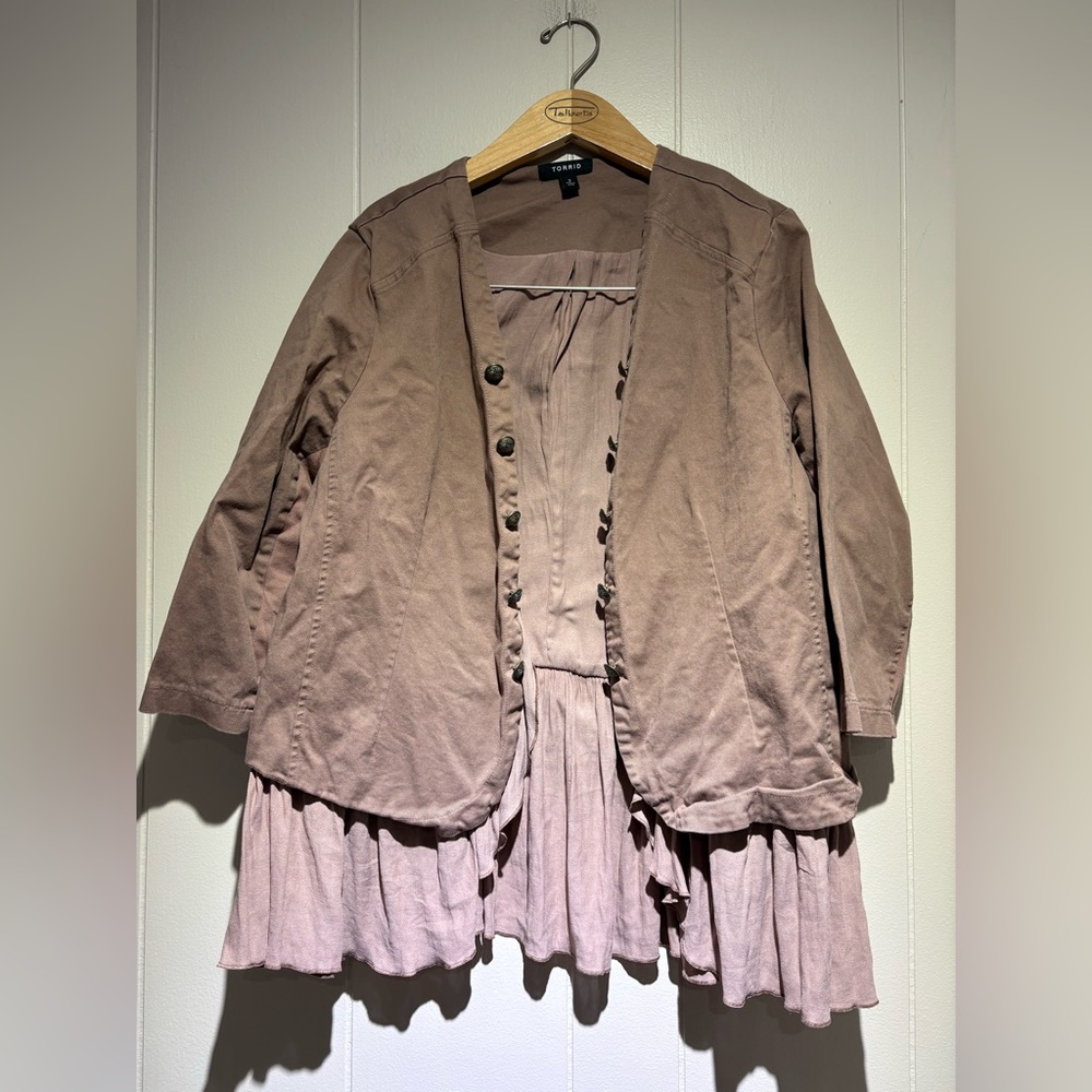 Torrid twill rayon layered jacket mauve/tan 2X